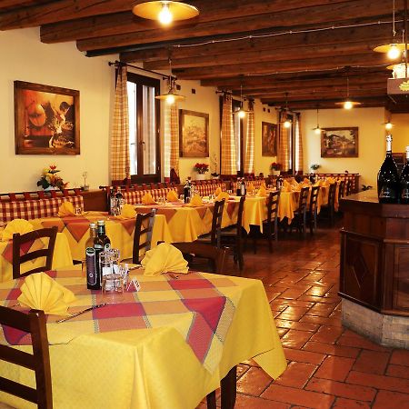 Hotel Ristorante "La Stazione" Cordovado Екстер'єр фото